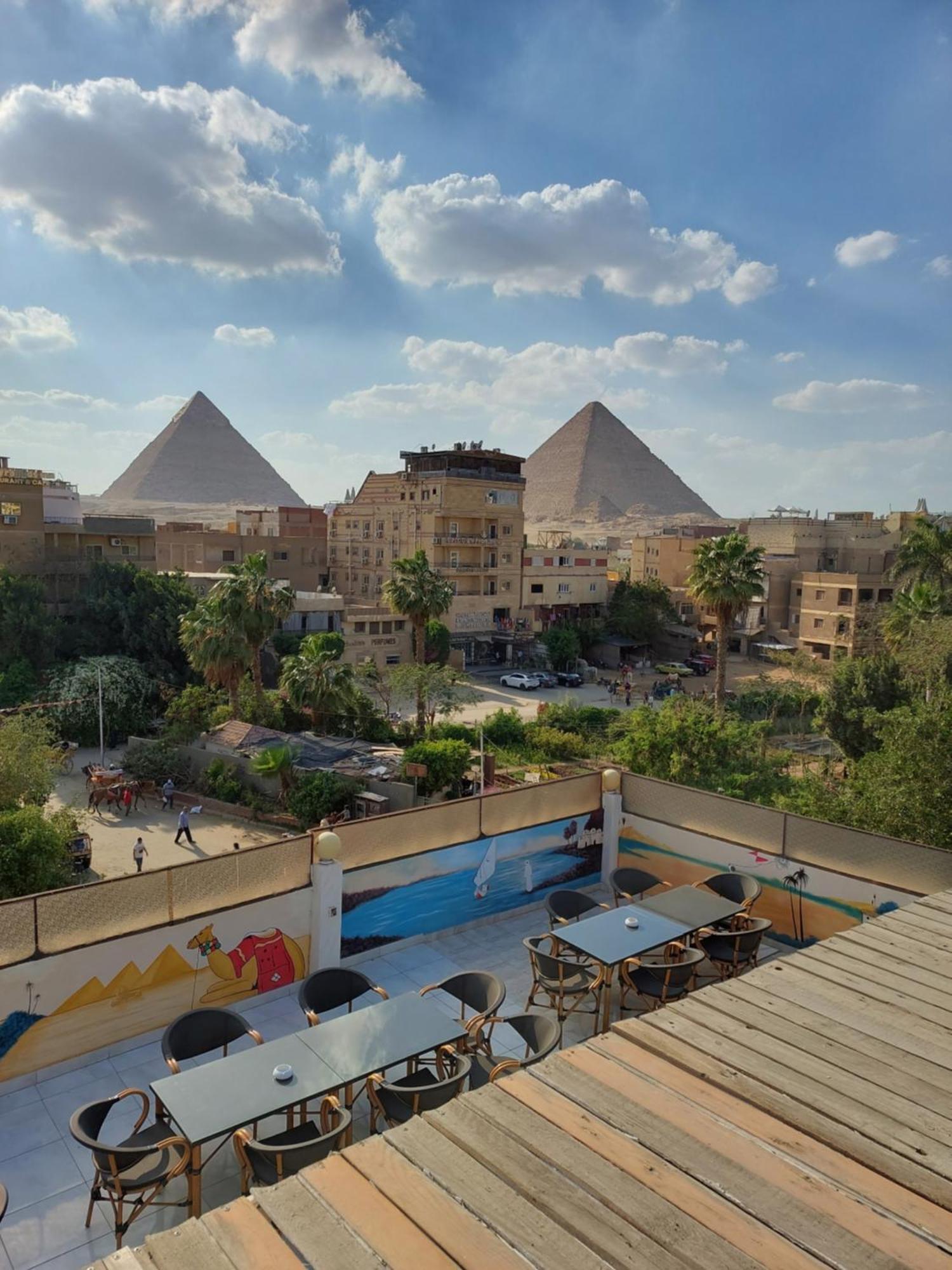 Nefertiti Pyramids View Cairo Exterior foto