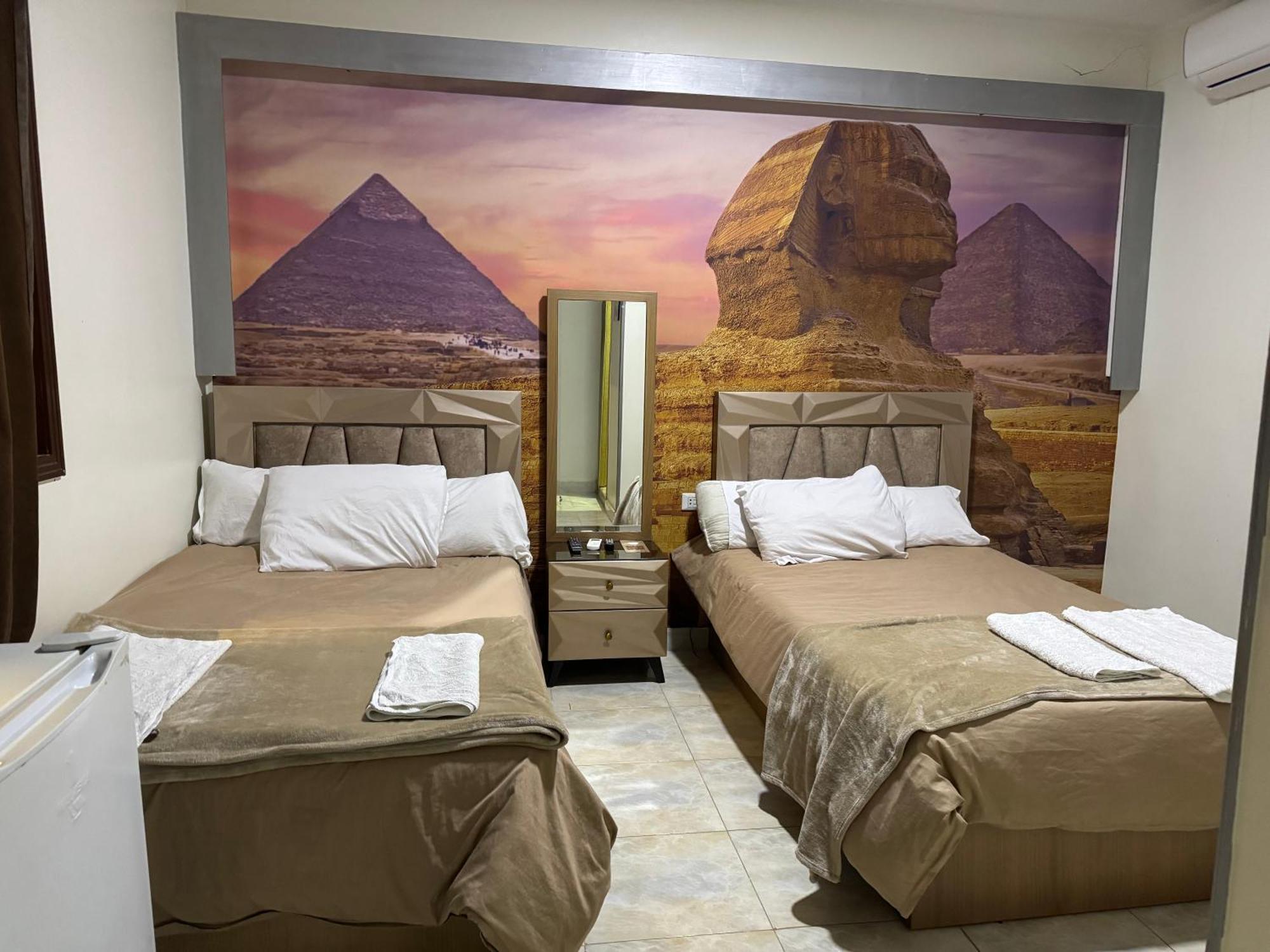 Nefertiti Pyramids View Cairo Exterior foto